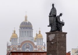 Obolonska embankment