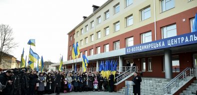 Petro Poroshenko meeting with residents of Rivne