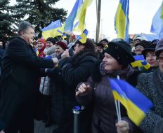 Petro Poroshenko meeting with residents of Rivne
