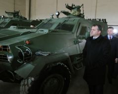 Arthur Heruvimov, Oleg Synyutka