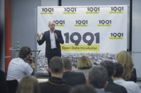 Арсений Яценюк