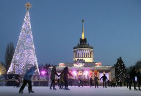 Елка на ВДНХ