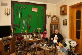Leonid Petrashin shows collection of ancient weapons