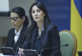 Khatiya Dekanoyidze and Eka Zguladze