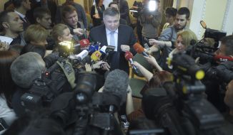 Arsen Avakov communicate with the press