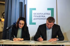  Khatia Dekanoidze and Pavel Petrenko