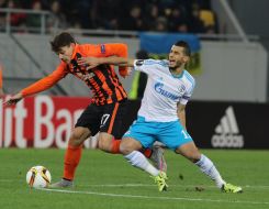 Игровой момент матча ФК «Шахтер» - ФК «Шальке»