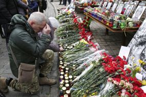 People honored memory of the fallen Heroes of the Heavenly Hundred