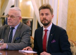 Ezhi Petrus and Mikhal Michalski