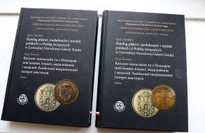 Presentation catalog Polish medallions and medals