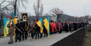 The march to the Alley of Heroes Hundreds of Heaven