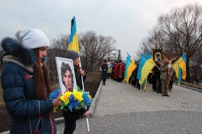 The march to the Alley of Heroes Hundreds of Heaven