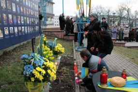 The march to the Alley of Heroes Hundreds of Heaven