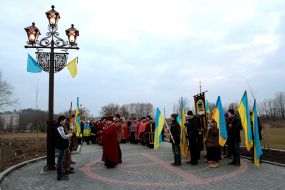 The march to the Alley of Heroes Hundreds of Heaven