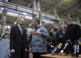 Arseniy Yatsenyuk visited the plant "Electrotyazhmash"