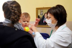 Вакцинація проти поліомієліту
