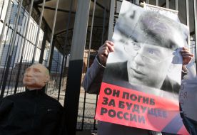 People paid tribute to Boris Nemtsov