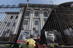 People paid tribute to Boris Nemtsov