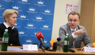 Tatiana Romanovskaya and  Andrey Sadovy 