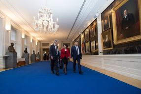 Anne Flierman, Khadija Arib and Vladimir Groisman