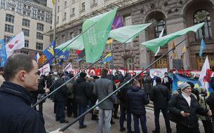 Rallies near the KCSA building