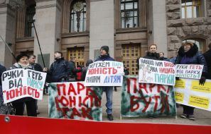 Rallies near the KCSA building