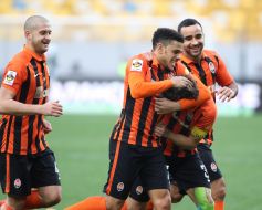 The players of FC "Shakhter" (Donetsk)