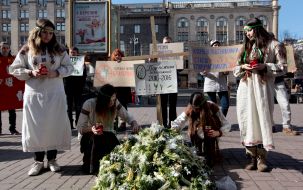 Акция-перформанс "Кладбище подснежников"