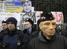 The man in the mask of Putin