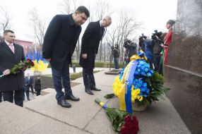 Vladimir Groisman and Arseniy Yatsenyuk