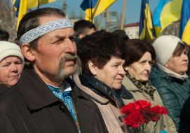 Laying of flowers to monument to Shevchenko
