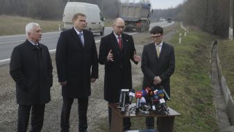 Andrew Pivovarsky, Arseniy Yatsenyuk, Oleg Goncharuk and Anatoliy Matvienko