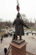 Демонтаж пам'ятника Сергію Кірову