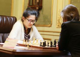Hou Yifan and Maria Muzychuk