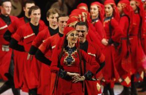 Выступление грузинского ансамбля "Rustavi"