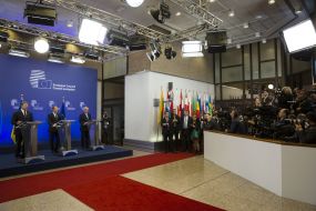 Jean-Claude Juncker, Petr Poroshenko and Donald Tusk