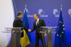 Petr Poroshenko and Donald Tusk