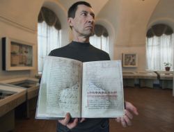 The presentation of the facsimile edition of the Royal gospel