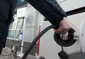Free charging station for electric vehicles