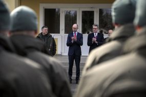 Arseniy Yatsenyuk, Arsen Avakov, and Geoffrey R. Pyatt