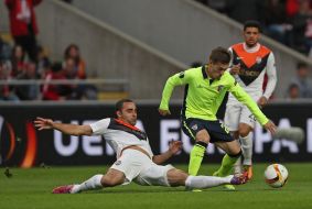 Playing moment of match