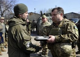 Степан Полторак