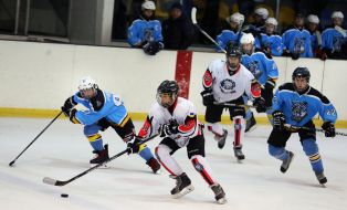 Playing moment of match