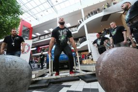 Participants of the tournament by strongmen