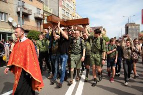 Plastun wearing a cross