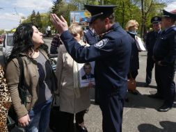 People blocked the avenue Povitroflotsky