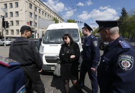 People blocked the avenue Povitroflotsky