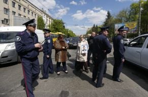People blocked the avenue Povitroflotsky