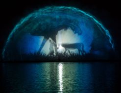 Light and music fountain