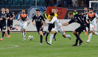 Playing moment of match